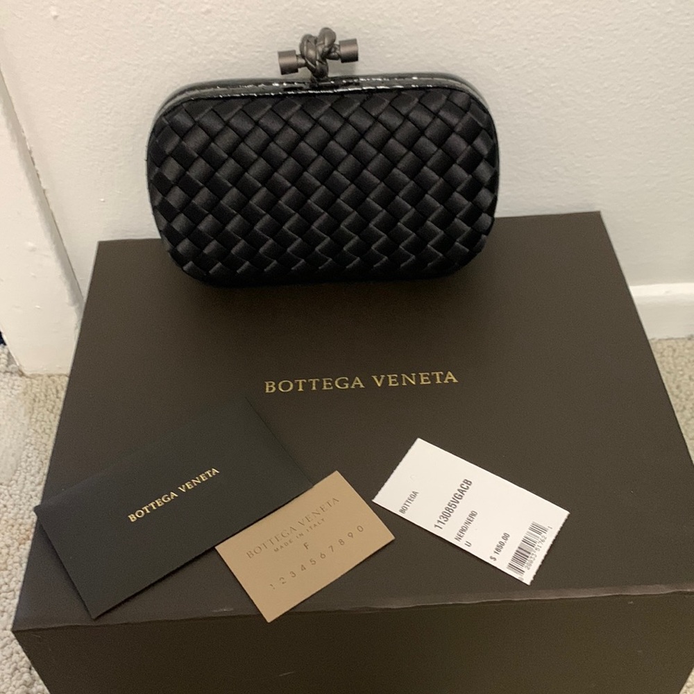 Bottega Veneta Box Knot Clutch Intrecciato Satin Small